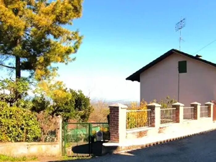 Casa bilocale in vendita in Via Papa Giovanni XXIII, Lauriano