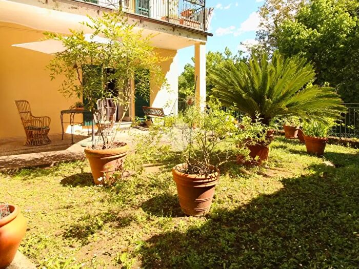 Appartamento quadrilocale in vendita in Via Fonte della Noce, Teramo