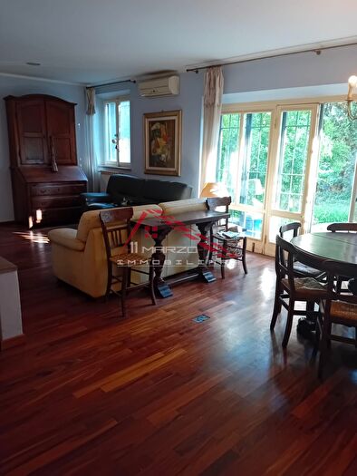 Casa con 7 locali in vendita in Pisa