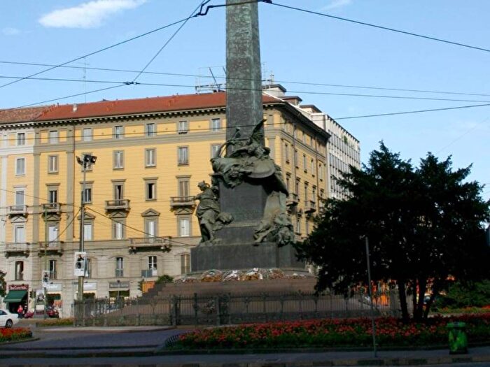 Appartamento bilocale in affitto in Guastalla, Milano