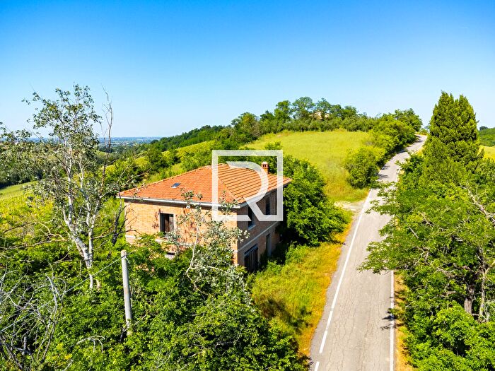 Casa quadrilocale in vendita in Via di Petrignone Forlì, Forli