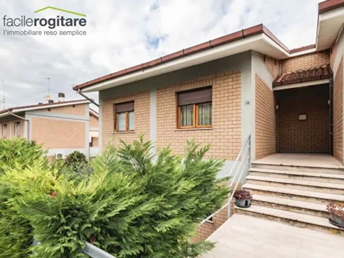 Appartamento trilocale in vendita in Viale Casoli, Riccione