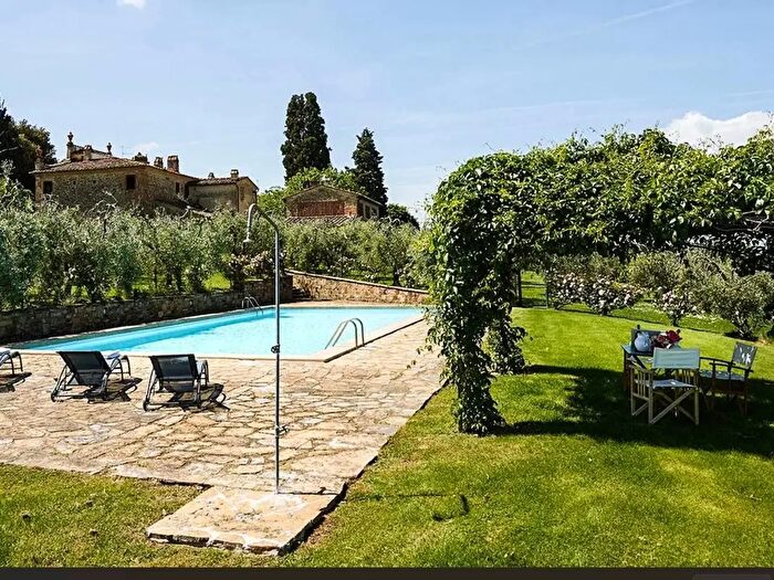 Casa con 20 locali in vendita in Via Poggiarello, Montespertoli