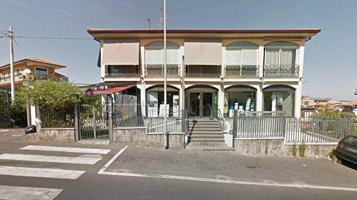 Appartamento con 8 locali in vendita in Via Gramsci, Gravina Di Catania