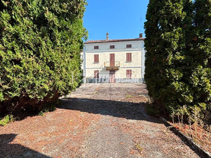 Casa con 6 locali in vendita in Via Giovanni Lanza, Centro, Valmacca