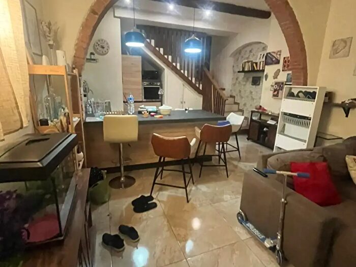 Casa con 5 locali in affitto in Carrara