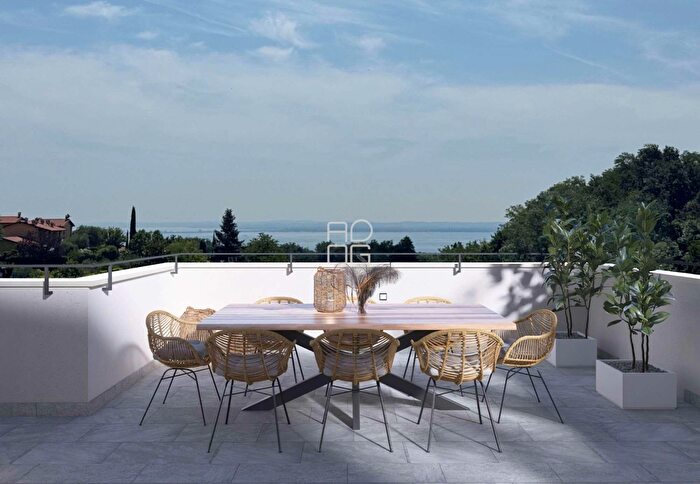 Casa con 5 locali in vendita in Via Castellana, Soiano Del Lago