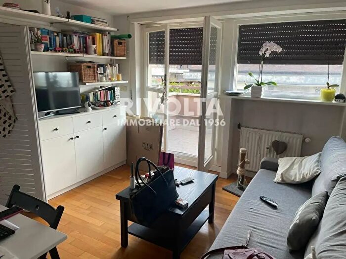 Appartamento bilocale in affitto in Via Roccaporena, Roma