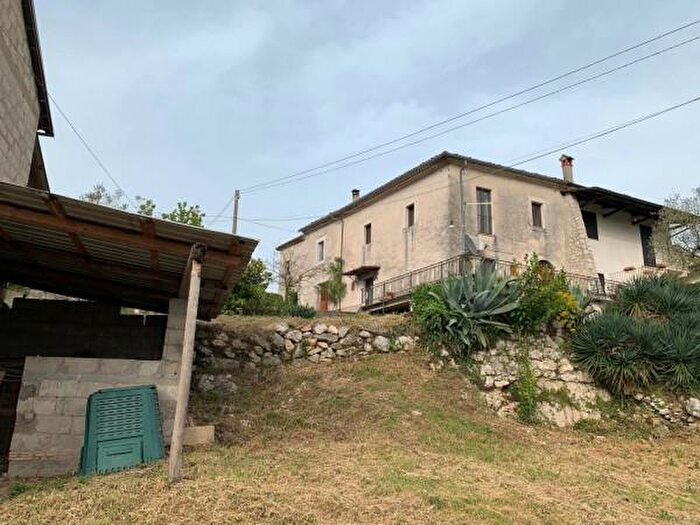 Casa con 6 locali in vendita in Contrada Morroni, Arpino