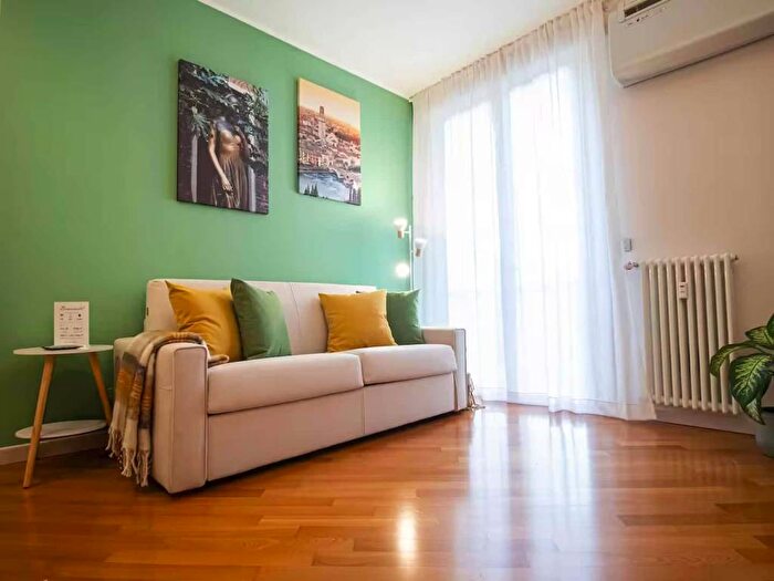 Appartamento monolocale in affitto in Piazza Renato Simoni, Valverde, Verona