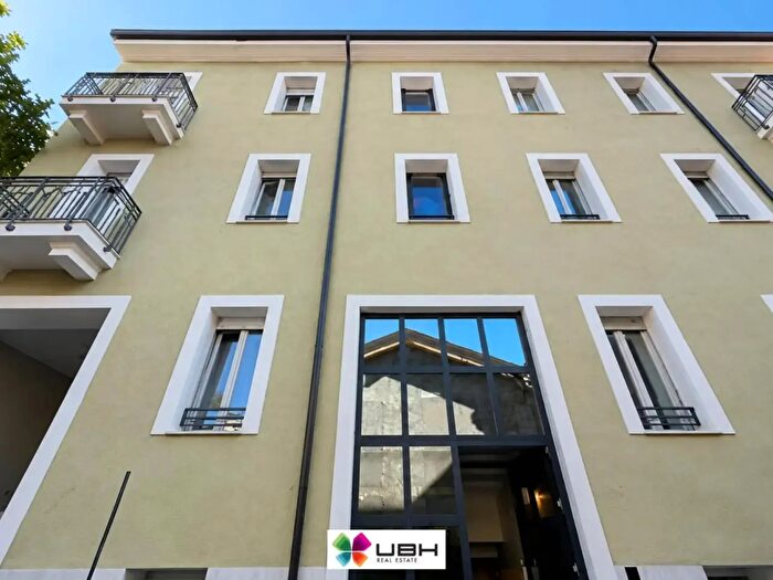 Appartamento monolocale in vendita in Viale Liguria, Milano