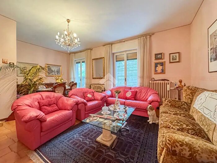 Appartamento quadrilocale in vendita in Via delle Terme Romane, Chieti