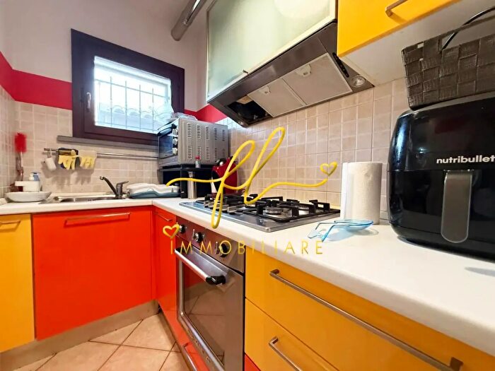 Appartamento con 5 locali in vendita in Cecina