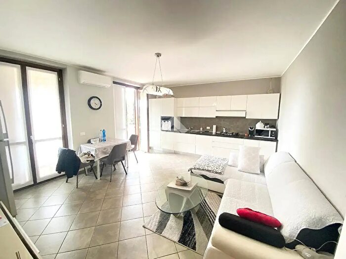 Appartamento bilocale in vendita in Via Giovanni Agusta, Samarate