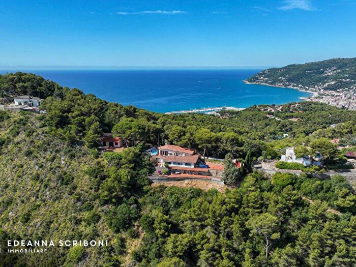Casa con 6 locali in vendita in Marina Di Andora, Andora