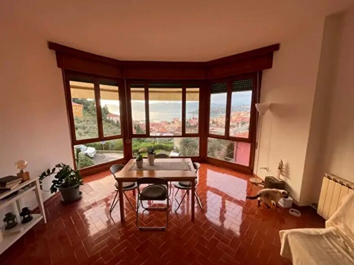 Appartamento quadrilocale in vendita in Lerici