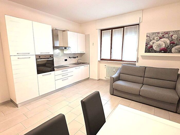 Appartamento monolocale in affitto in Via Molinetto di Lorenteggio, Corsico