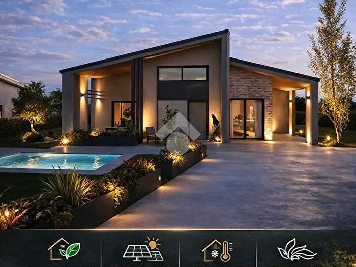 Casa con 5 locali in vendita in Strada Martinella, Parma