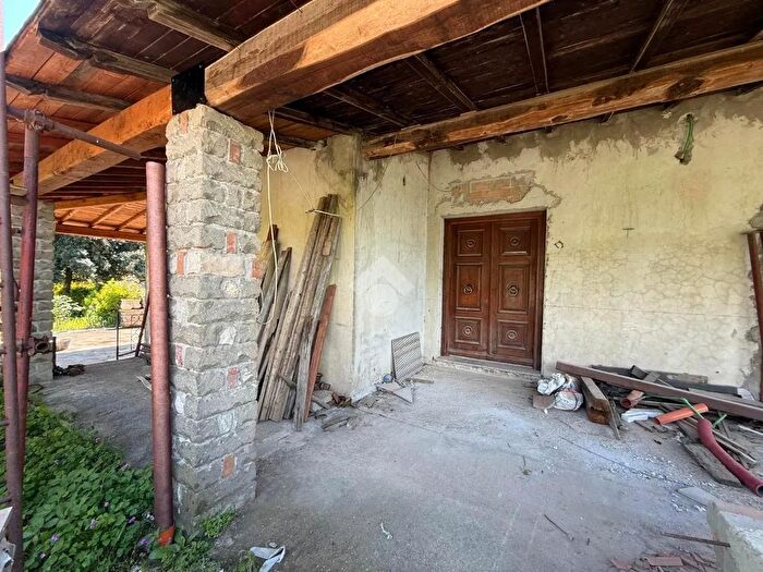 Casa con 6 locali in vendita in Via Selvatico, Artena