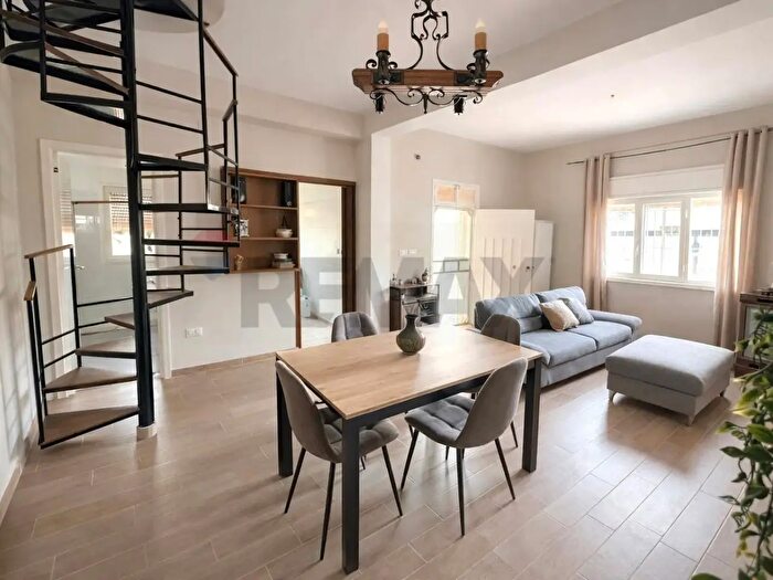 Casa con 5 locali in vendita in Via Giorgio Matranga, Santa Cristina Gela