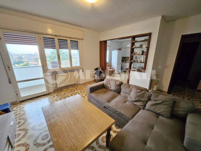 Appartamento con 8 locali in vendita in Chions