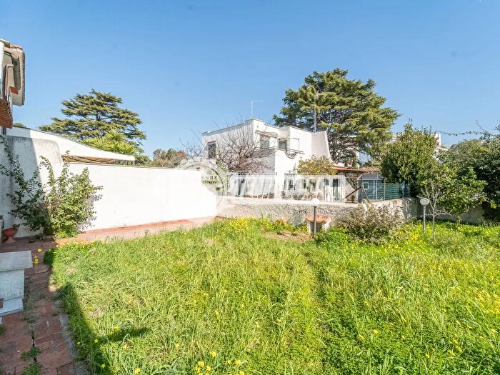 Casa quadrilocale in vendita in Via La Casa Bianca, Cerveteri