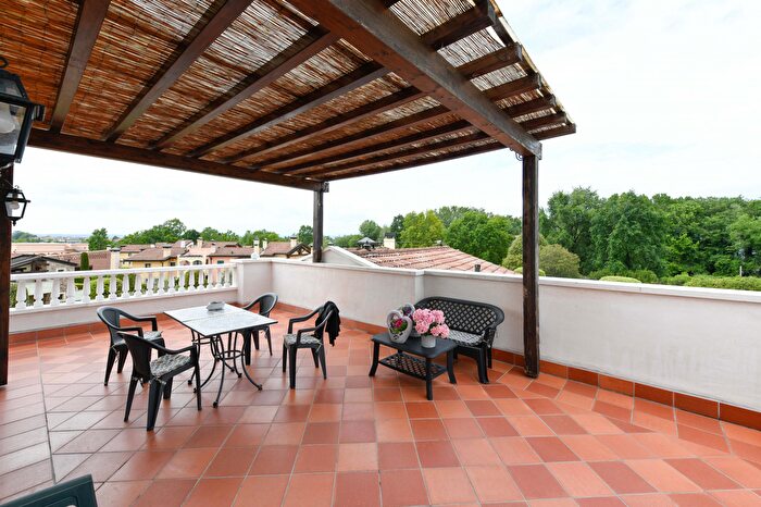 Appartamento trilocale in vendita in Località Sermana, Peschiera Del Garda