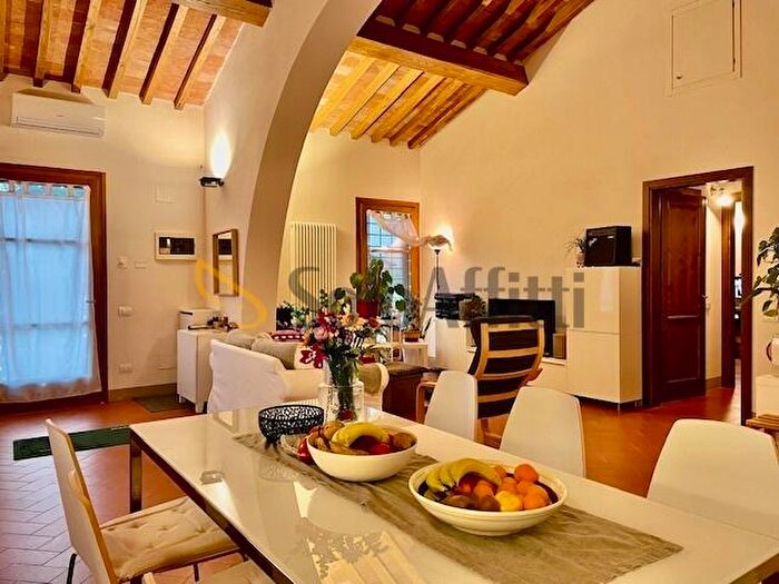 Appartamento trilocale in affitto in Via Dante Alighieri, San Giuliano Terme