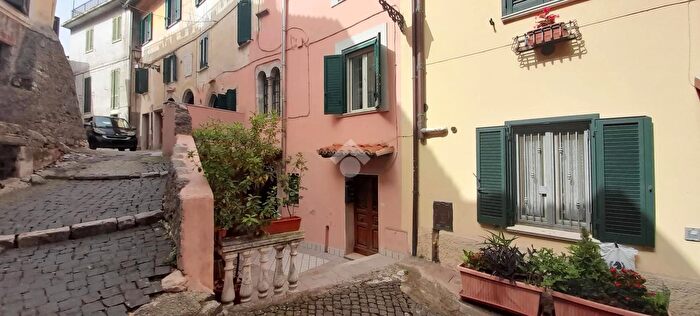 Appartamento bilocale in vendita in Via delle Grotte, Alatri