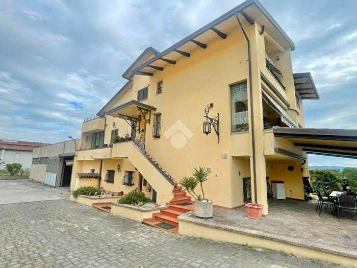 Appartamento con 5 locali in affitto in Via Don Mariano Dionigi, Palazzo Petrignano, Assisi