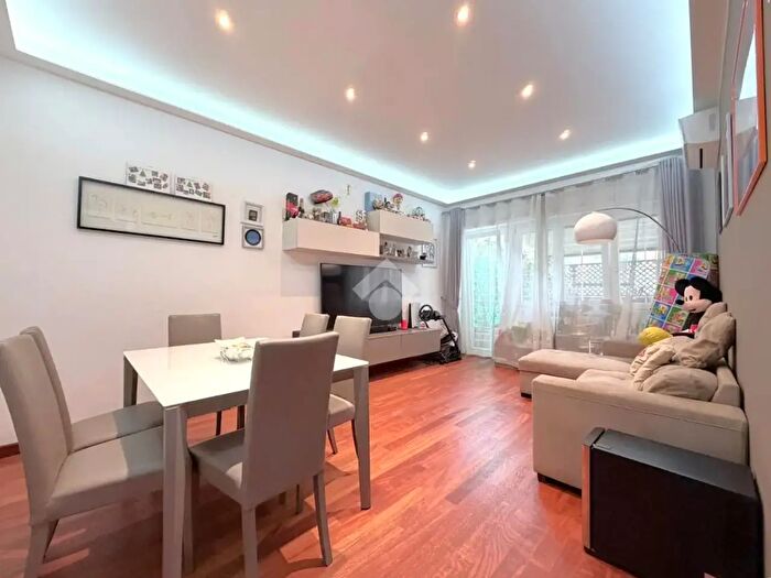 Appartamento bilocale in vendita in Piazza Capri, Roma