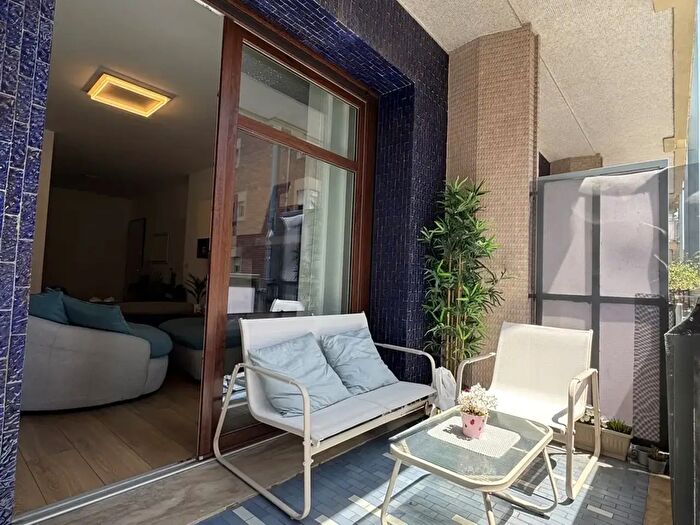 Appartamento quadrilocale in vendita in Via San Pio V, Torino
