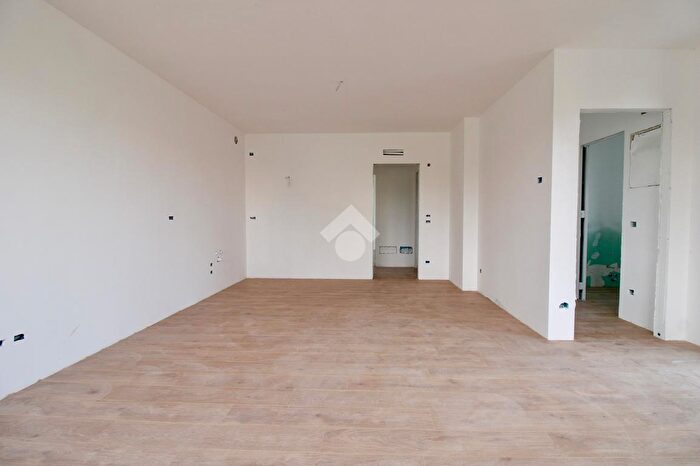 Appartamento trilocale in vendita in Via Romana, Ormelle