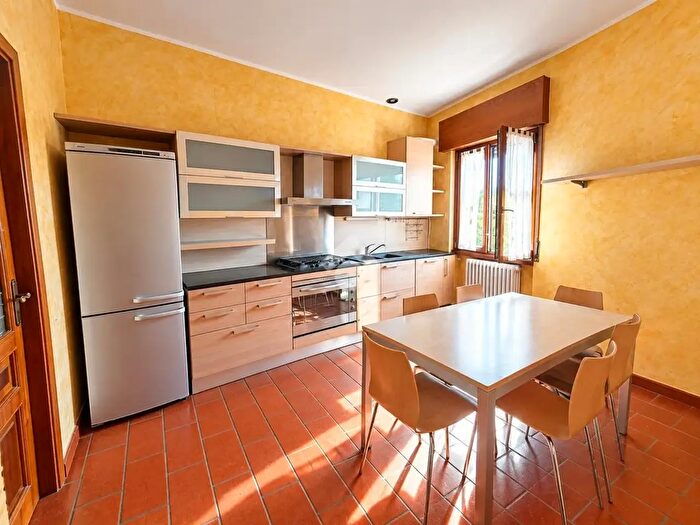 Appartamento trilocale in vendita in Via Cavour, Albairate