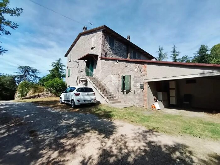 Casa trilocale in vendita in Via Bareto, Mercato Saraceno