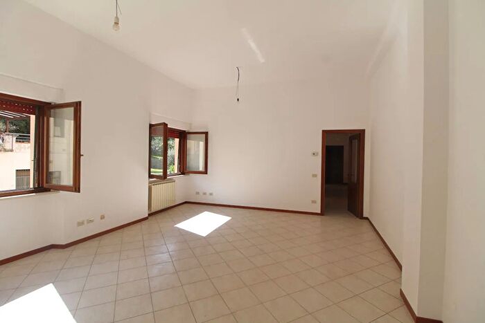 Appartamento con 5 locali in vendita in Località Ponte Caliano, Subbiano