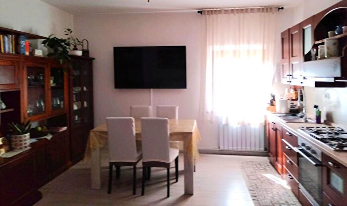 Appartamento con 5 locali in vendita in Ponsacco