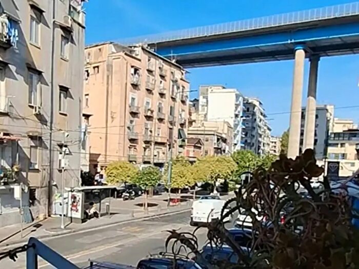 Appartamento bilocale in vendita in Via Arenaccia, Napoli