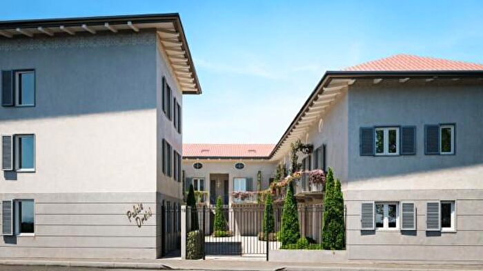 Case in Vendita e in Affitto - 2