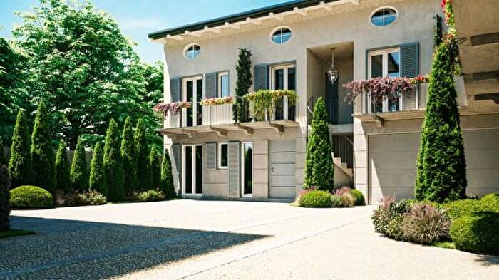 Appartamento trilocale in vendita in Via Dante Alighieri, Meda