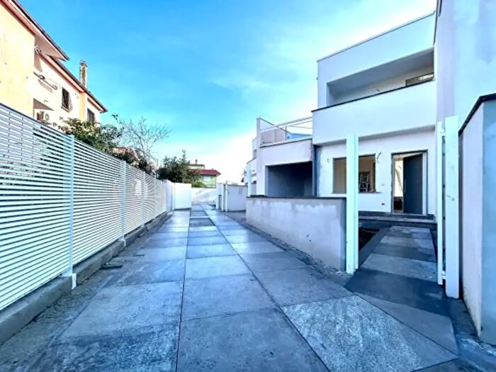 Casa trilocale in vendita in Via Felice Giani, Roma