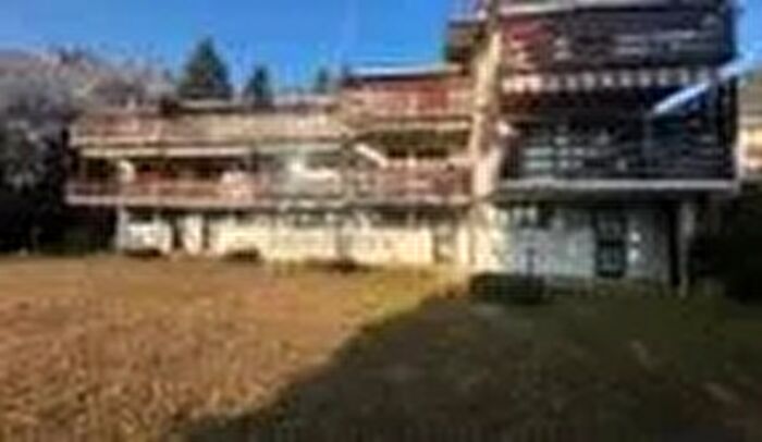 Appartamento trilocale in vendita in Castione Della Presolana