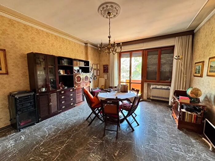Appartamento con 5 locali in vendita in Pisa