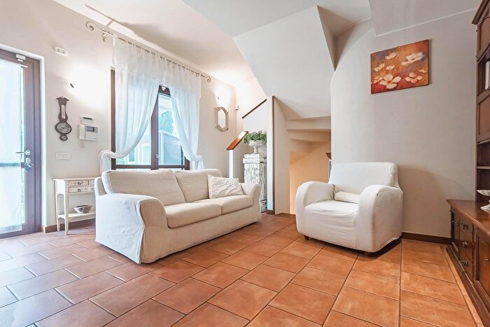 Appartamento con 5 locali in vendita in Localtà Guistrigona, Castelnuovo Berardenga