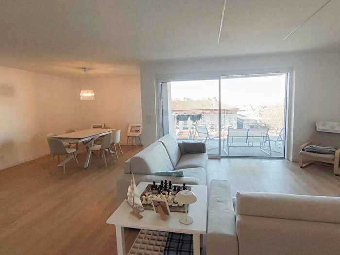 Appartamento trilocale in affitto in Via SantAnastasio, Roiano, Trieste