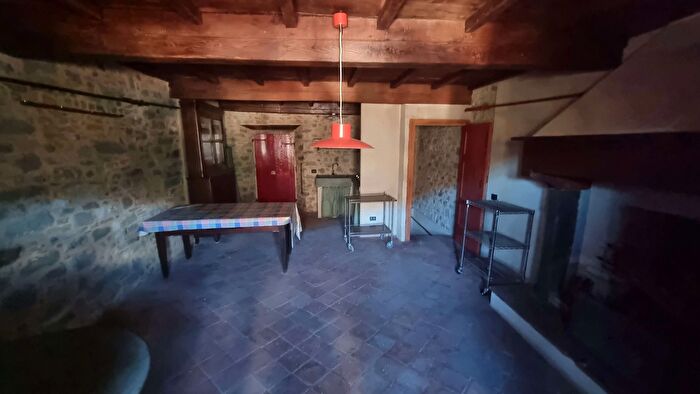 Casa trilocale in vendita in Via del Forte N, San Romano In Garfagnana