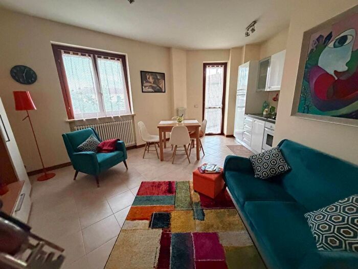 Appartamento trilocale in affitto in Via Celestino Rosatelli, Rieti