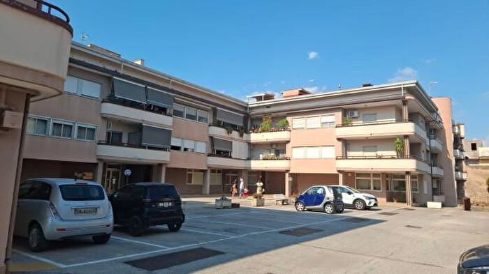 Appartamento trilocale in vendita in Via Maggiore Francesco Peccerillo, Casapulla