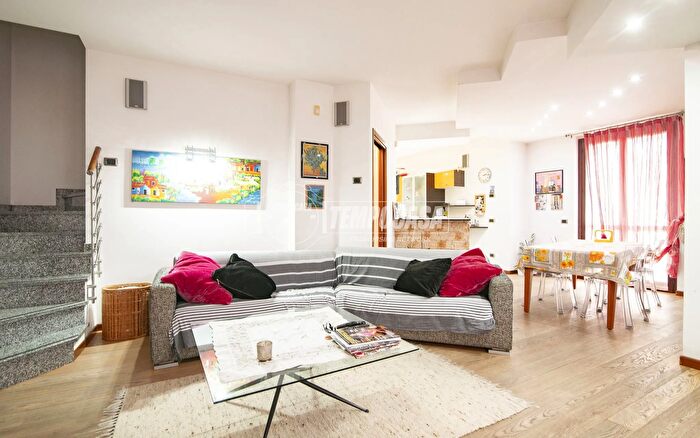 Casa quadrilocale in vendita in Via Vallette, Cassano DAdda