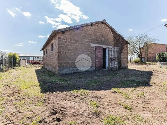 Casa trilocale in vendita in Via Terrano, Civita Castellana